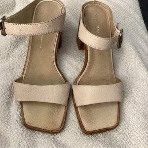 Intentionally Blank Cream Leather Slides Size 8